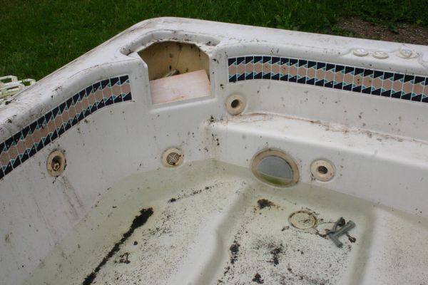 Hot Tub Removal in Mansfield